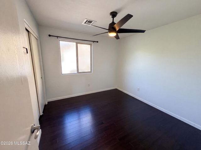 4703 W Hoha Lane, Tucson, AZ 85741