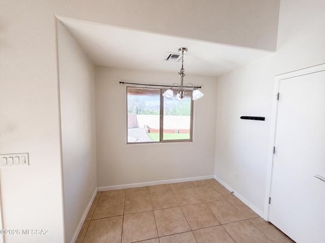 4703 W Hoha Lane, Tucson, AZ 85741