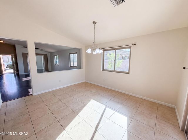 4703 W Hoha Lane, Tucson, AZ 85741