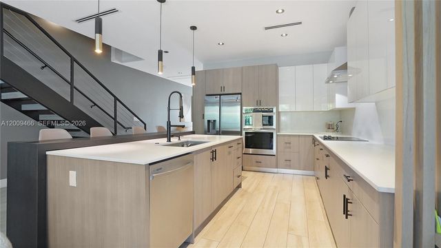 1371 SW 22nd Ter 1371, Miami, FL 33145