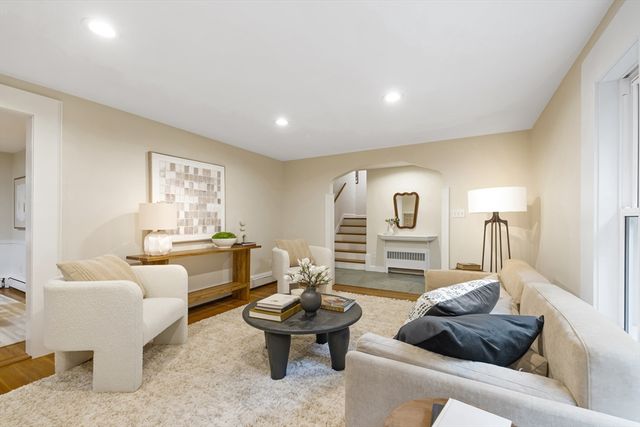 22 Bracebridge Road, Newton, MA 02459