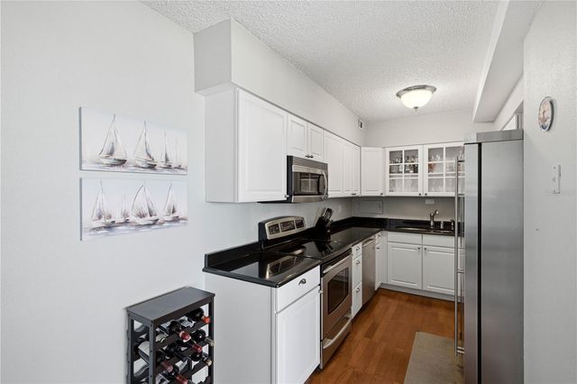31 ISLAND WAY 1404, Clearwater, FL 33767