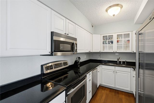 31 ISLAND WAY 1404, Clearwater, FL 33767