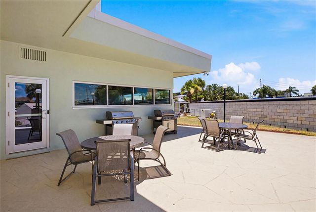 31 ISLAND WAY 1404, Clearwater, FL 33767