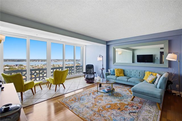 31 ISLAND WAY 1404, Clearwater, FL 33767