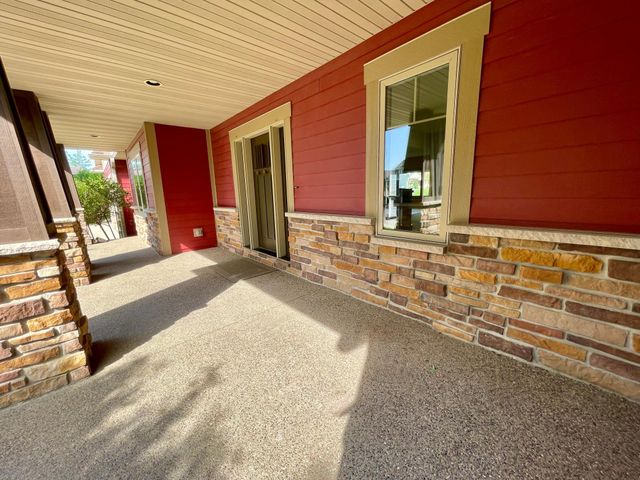 1133 Maplebeck Enclave NE, Byron, MN 55920