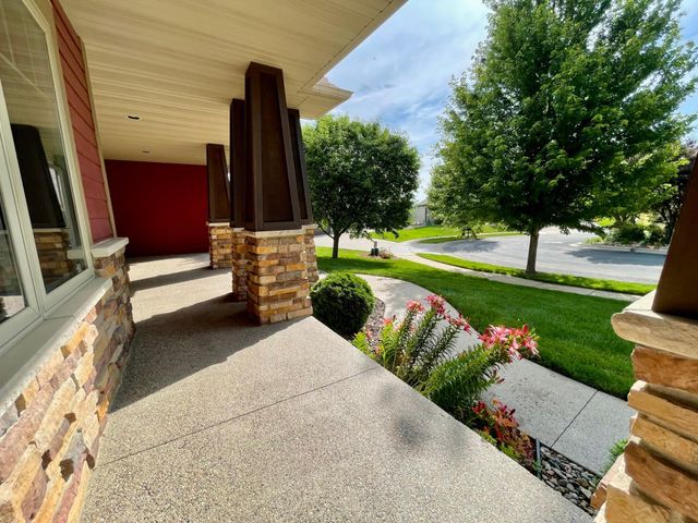1133 Maplebeck Enclave NE, Byron, MN 55920