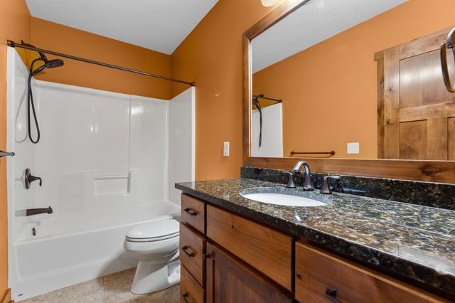 1133 Maplebeck Enclave NE, Byron, MN 55920