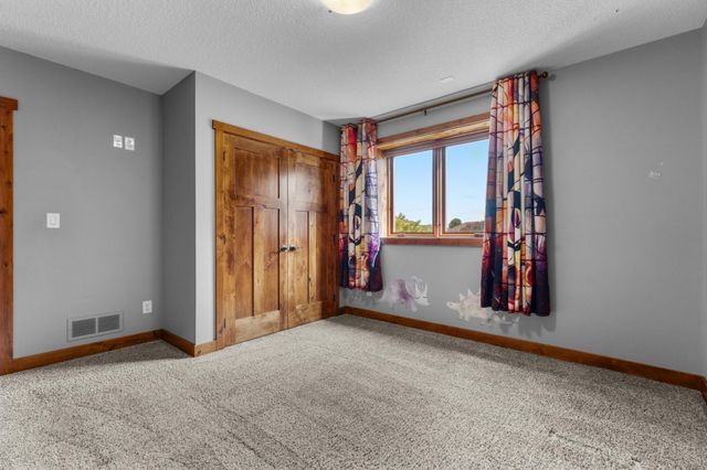 1133 Maplebeck Enclave NE, Byron, MN 55920