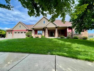 1133 Maplebeck Enclave NE, Byron, MN 55920