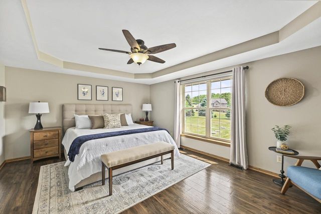 S89W31671 Cooper PARKWAY, Mukwonago, WI 53149
