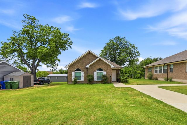1409 Denton Drive, Carrollton, TX 75006