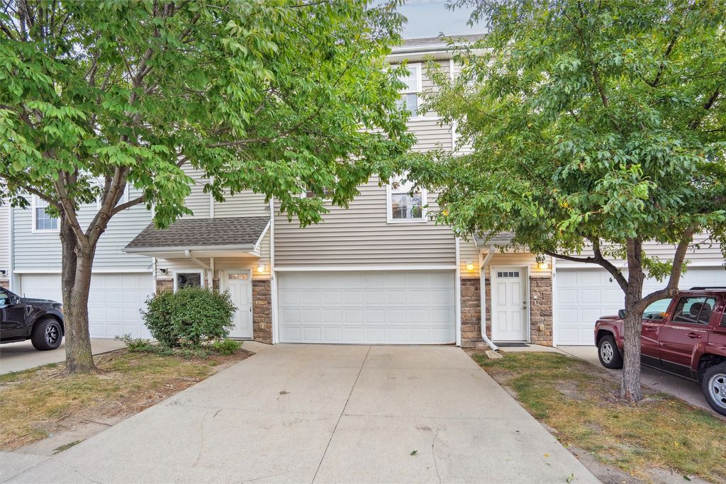 2150 NE 18th Street 6, Grimes, IA 50111
