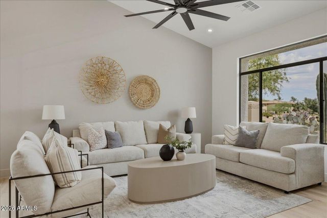 9034 E HELM Drive, Scottsdale, AZ 85260