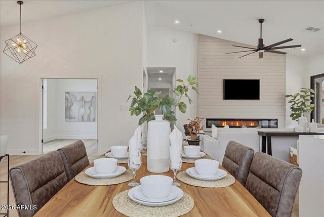 9034 E HELM Drive, Scottsdale, AZ 85260
