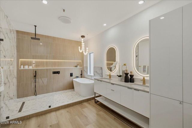 9034 E HELM Drive, Scottsdale, AZ 85260