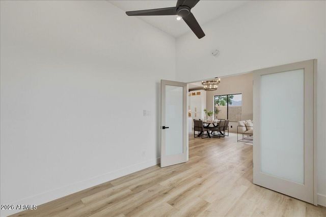 9034 E HELM Drive, Scottsdale, AZ 85260