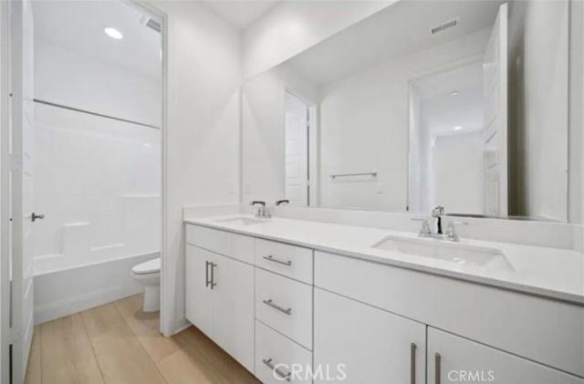 187 yugen, Irvine, CA 92618