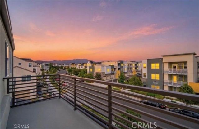 187 yugen, Irvine, CA 92618