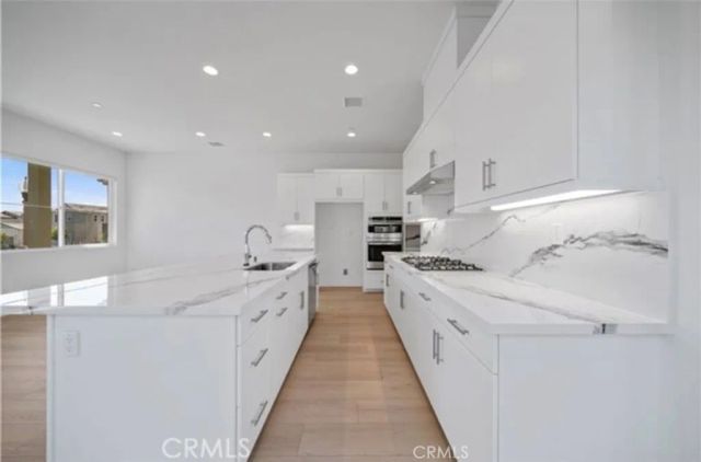 187 yugen, Irvine, CA 92618