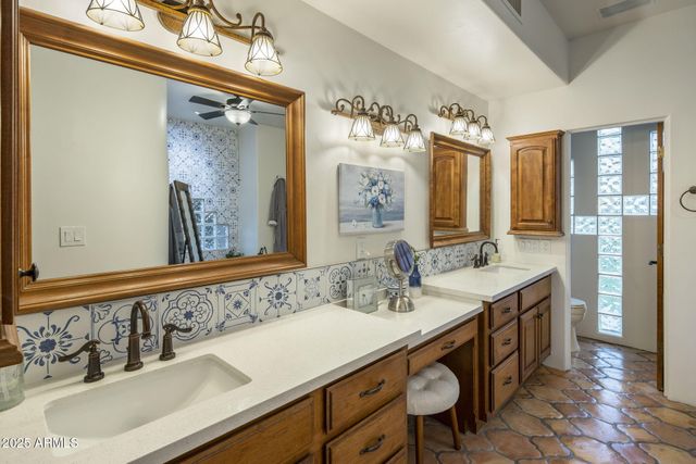 8400 E DIXILETA Drive 147, Scottsdale, AZ 85266