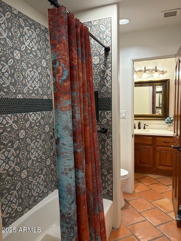 8400 E DIXILETA Drive 147, Scottsdale, AZ 85266