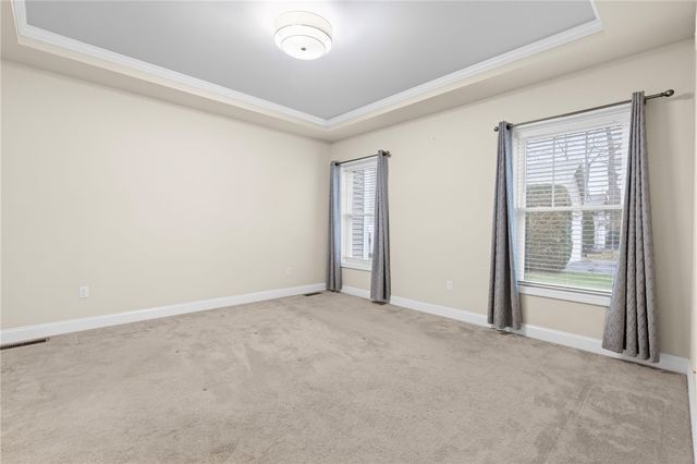 5 W Glen Lane, West Warwick, RI 02893