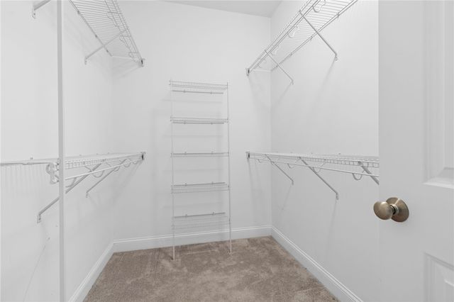 5 W Glen Lane, West Warwick, RI 02893