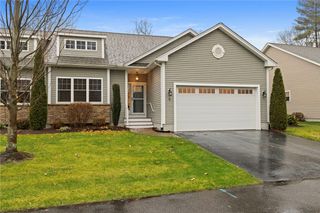 5 W Glen Lane, West Warwick, RI 02893