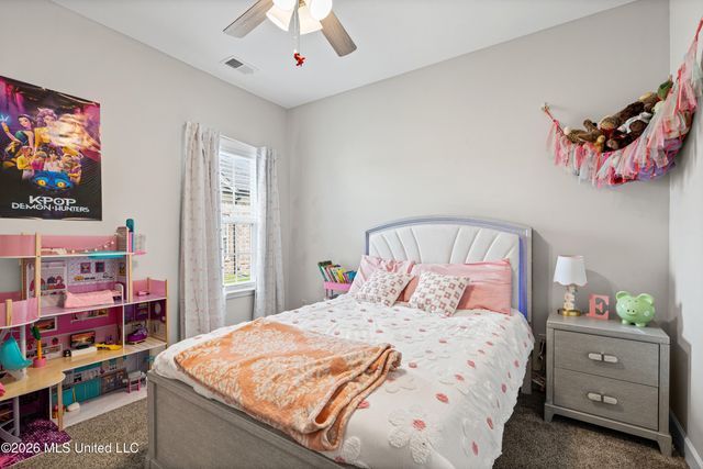 9073 S Lakeside Circle, Walls, MS 38680