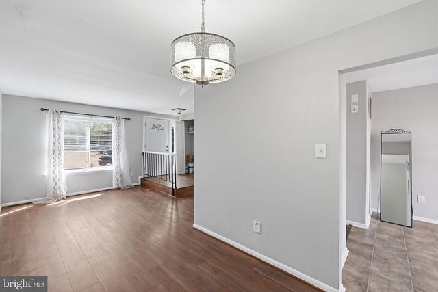 1102 BARNABY TER SE, Washington, DC 20032