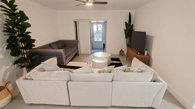 555 SE 8th Street 152, Deerfield Beach, FL 33441