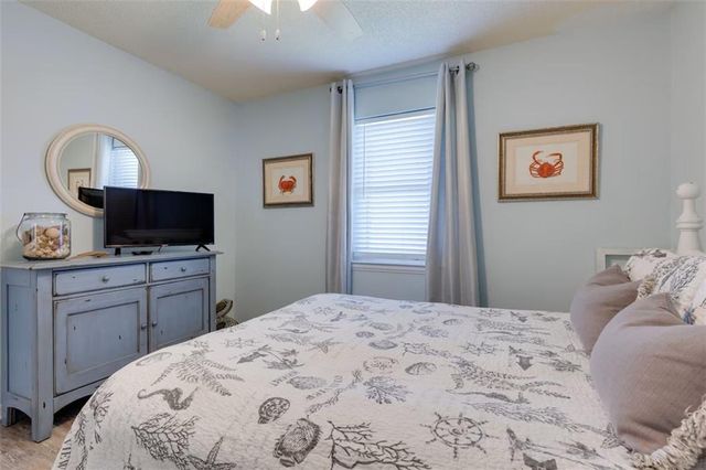 111 Ponce De Leon Court, Dauphin Island, AL 36528