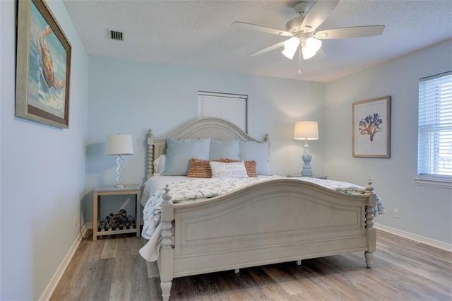 111 Ponce De Leon Court, Dauphin Island, AL 36528