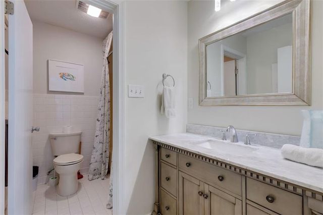 111 Ponce De Leon Court, Dauphin Island, AL 36528