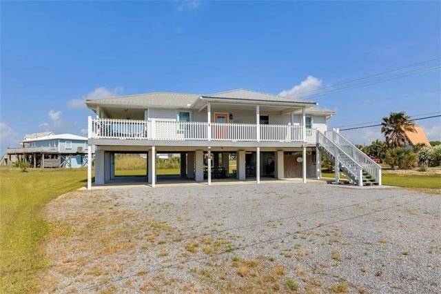 111 Ponce De Leon Court, Dauphin Island, AL 36528