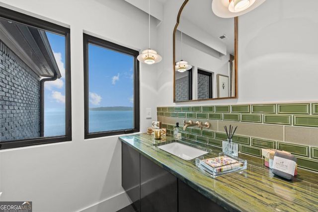 135 Carolyn Drive, Eatonton, GA 31024