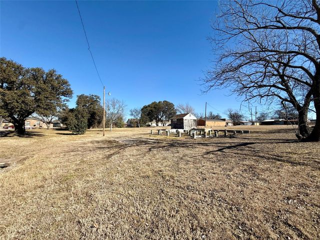 221 Williams Street, Marlin, TX 76661
