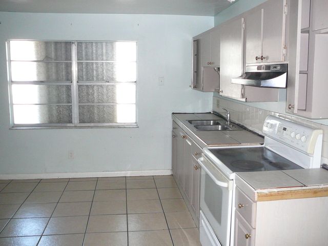 510 Gardenia Avenue, Fort Pierce, FL 34982