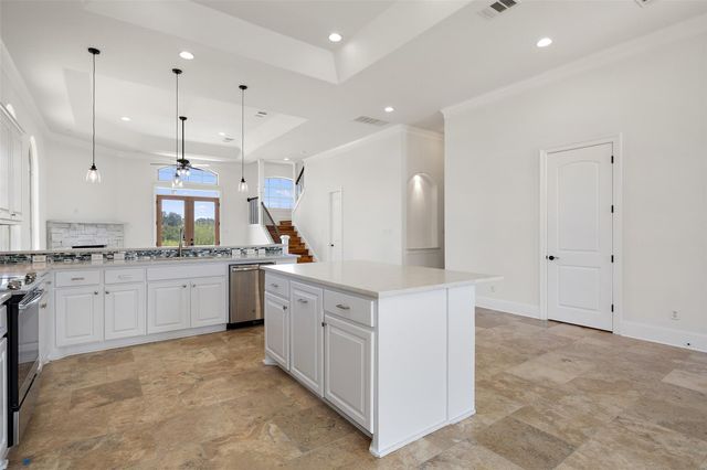 711 N Paleface Ranch RD 12, Spicewood, TX 78669