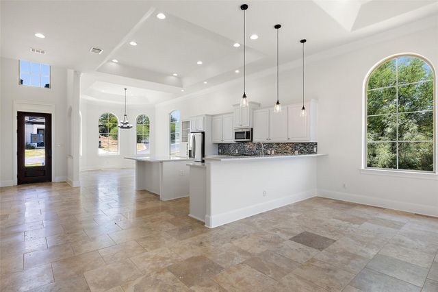 711 N Paleface Ranch RD 12, Spicewood, TX 78669