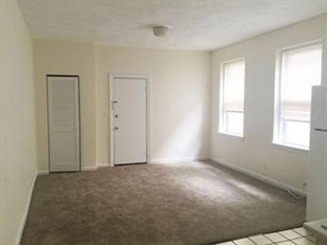 1423 Commonwealth Ave 304, Boston, MA 02135