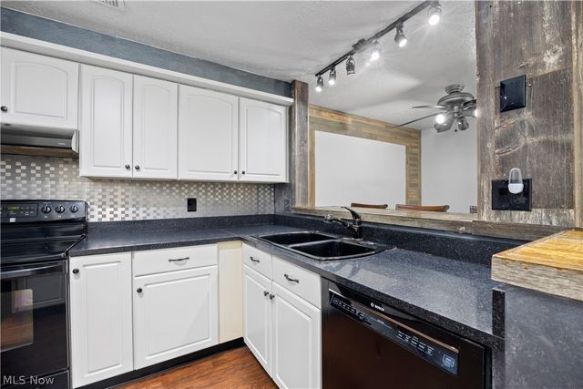 6354 Forest Park Drive, North Ridgeville, OH 44039