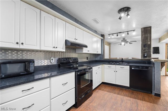 6354 Forest Park Drive, North Ridgeville, OH 44039