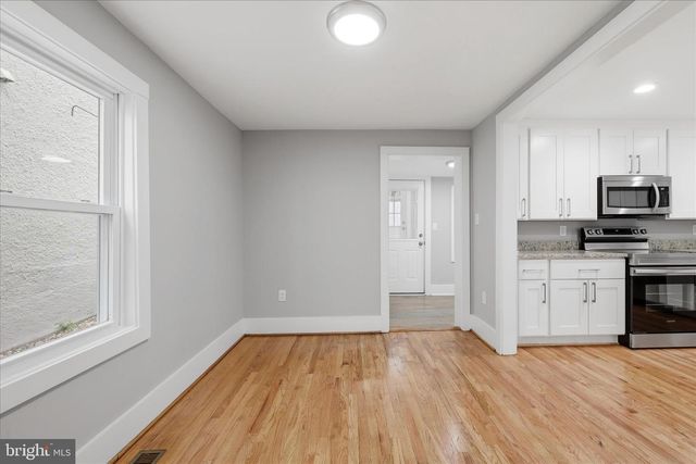 13 E LEICESTER ST, Winchester, VA 22601