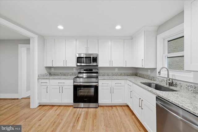 13 E LEICESTER ST, Winchester, VA 22601