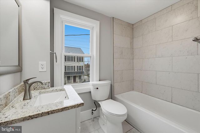 13 E LEICESTER ST, Winchester, VA 22601
