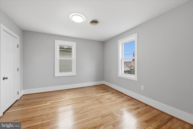 13 E LEICESTER ST, Winchester, VA 22601