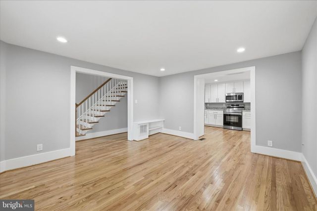 13 E LEICESTER ST, Winchester, VA 22601