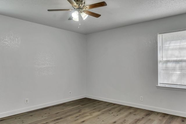 2007 E PARK ROW Drive, Arlington, TX 76010
